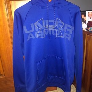 Under Armour sweatshirt